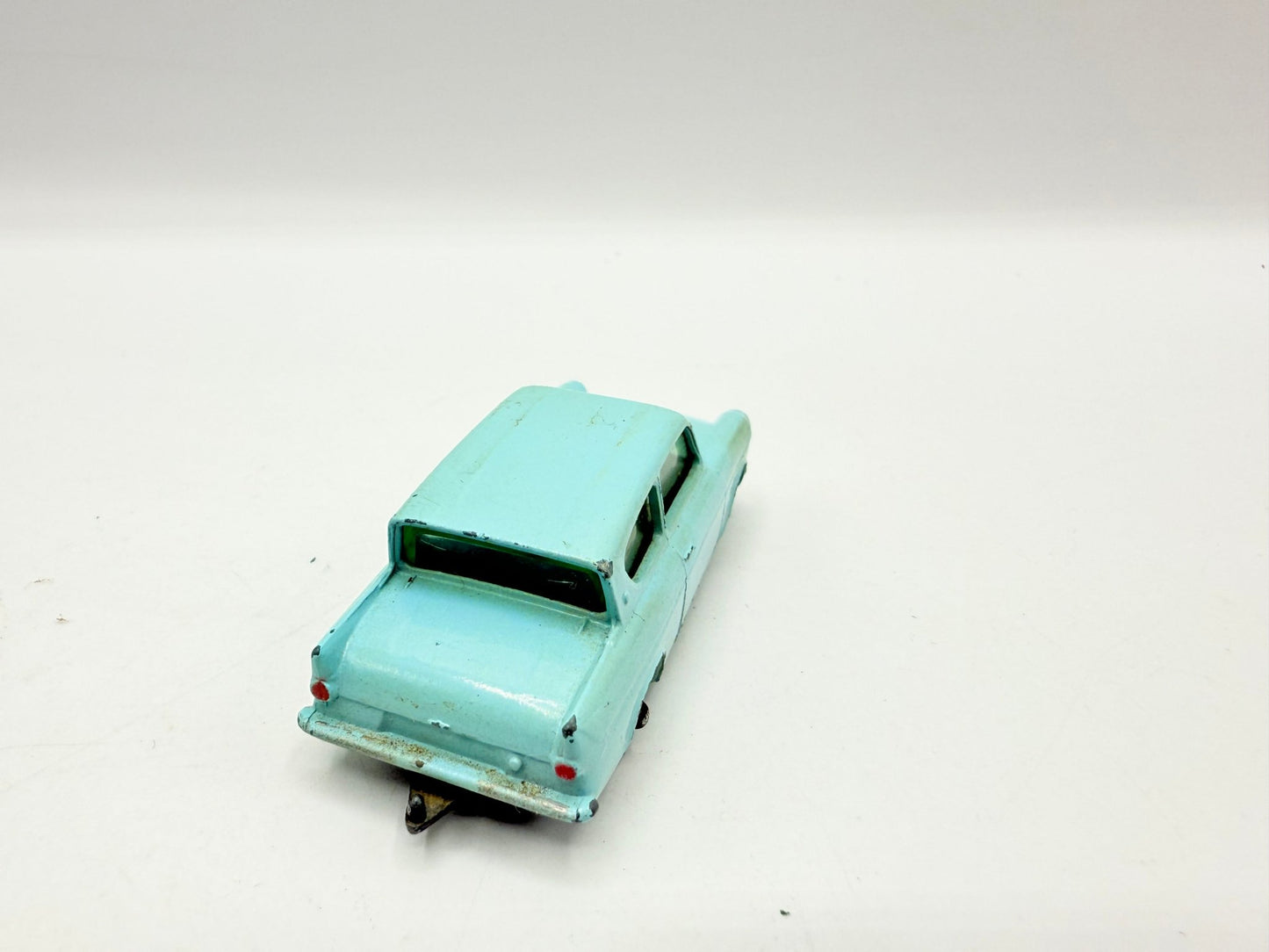 Matchbox Lesney 7b Ford Anglia GPW - Magic Matchbox