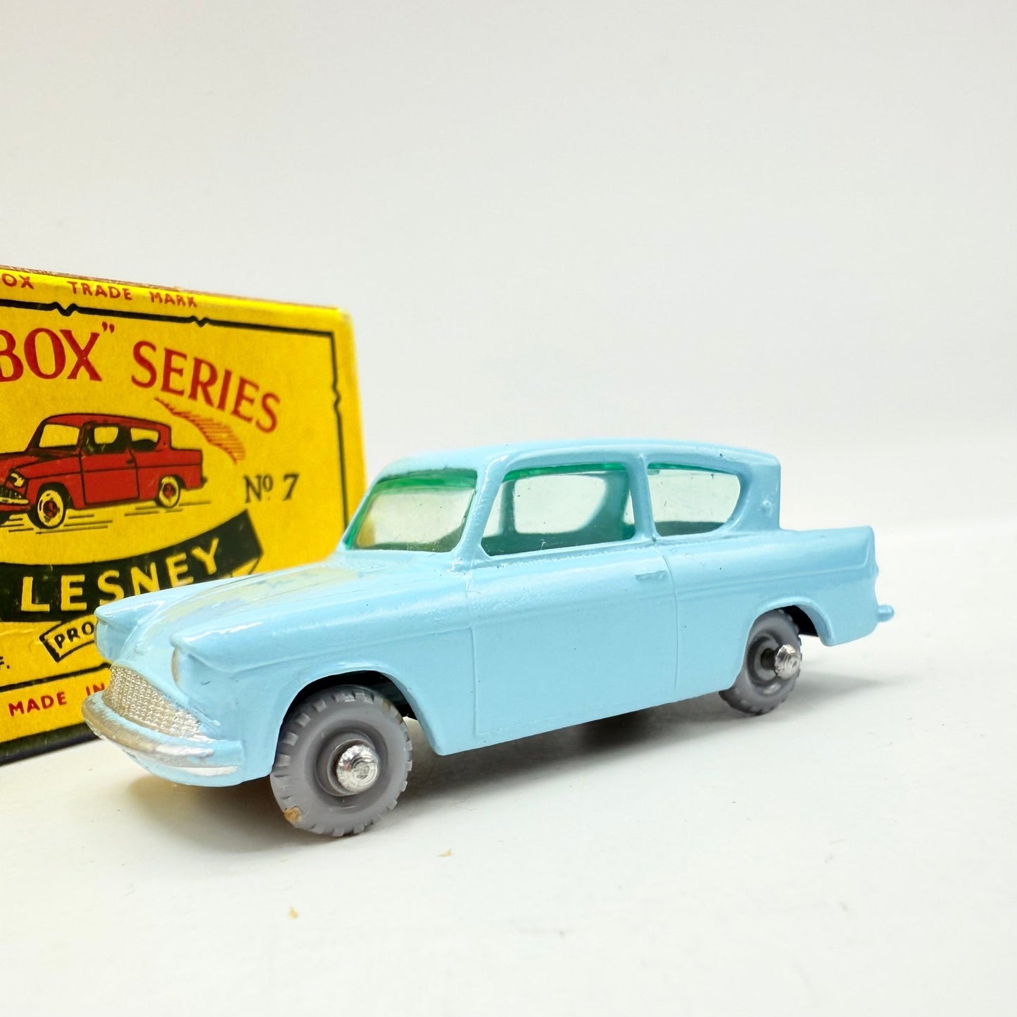 Matchbox Lesney 7b Ford Anglia GPW - Magic Matchbox