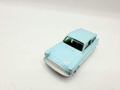Matchbox Lesney 7b Ford Anglia SPW - Magic Matchbox