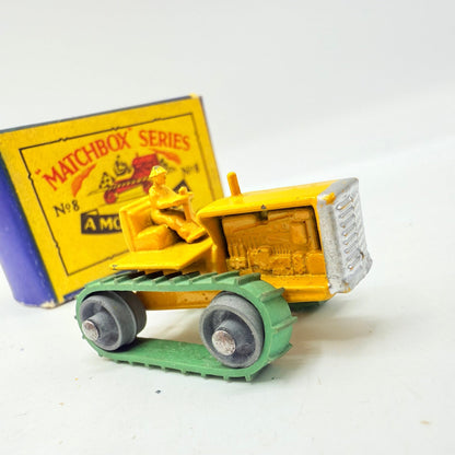 Matchbox Lesney 8a Caterpillar Tractor - Magic Matchbox