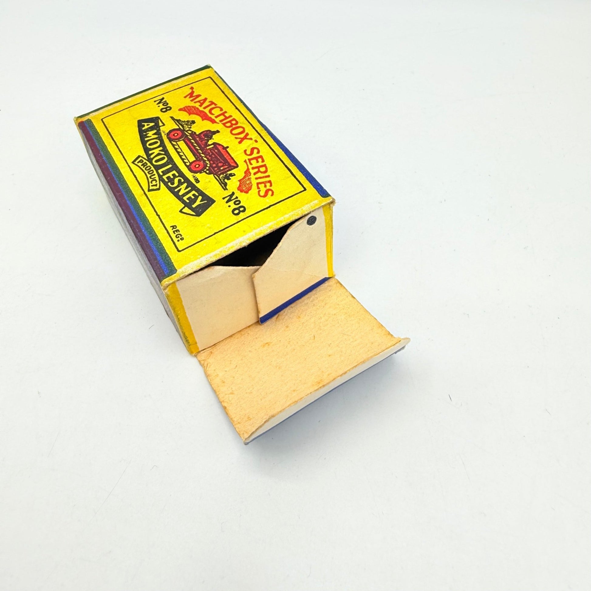 Matchbox Lesney 8a Caterpillar Tractor - Magic Matchbox