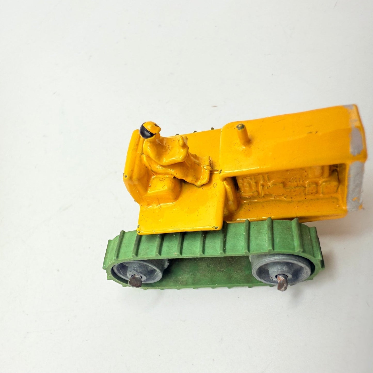 Matchbox Lesney 8a Caterpillar Tractor - Magic Matchbox