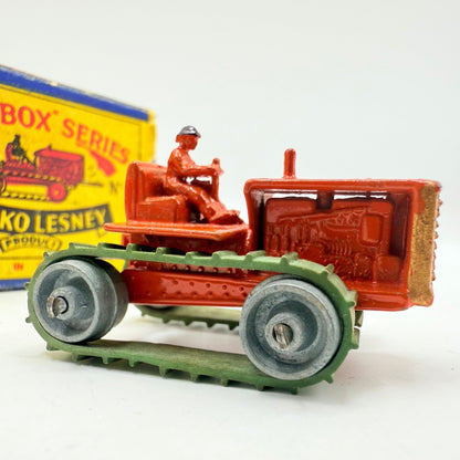 Matchbox Lesney 8a Caterpillar Tractor Orange with tracks - Magic Matchbox