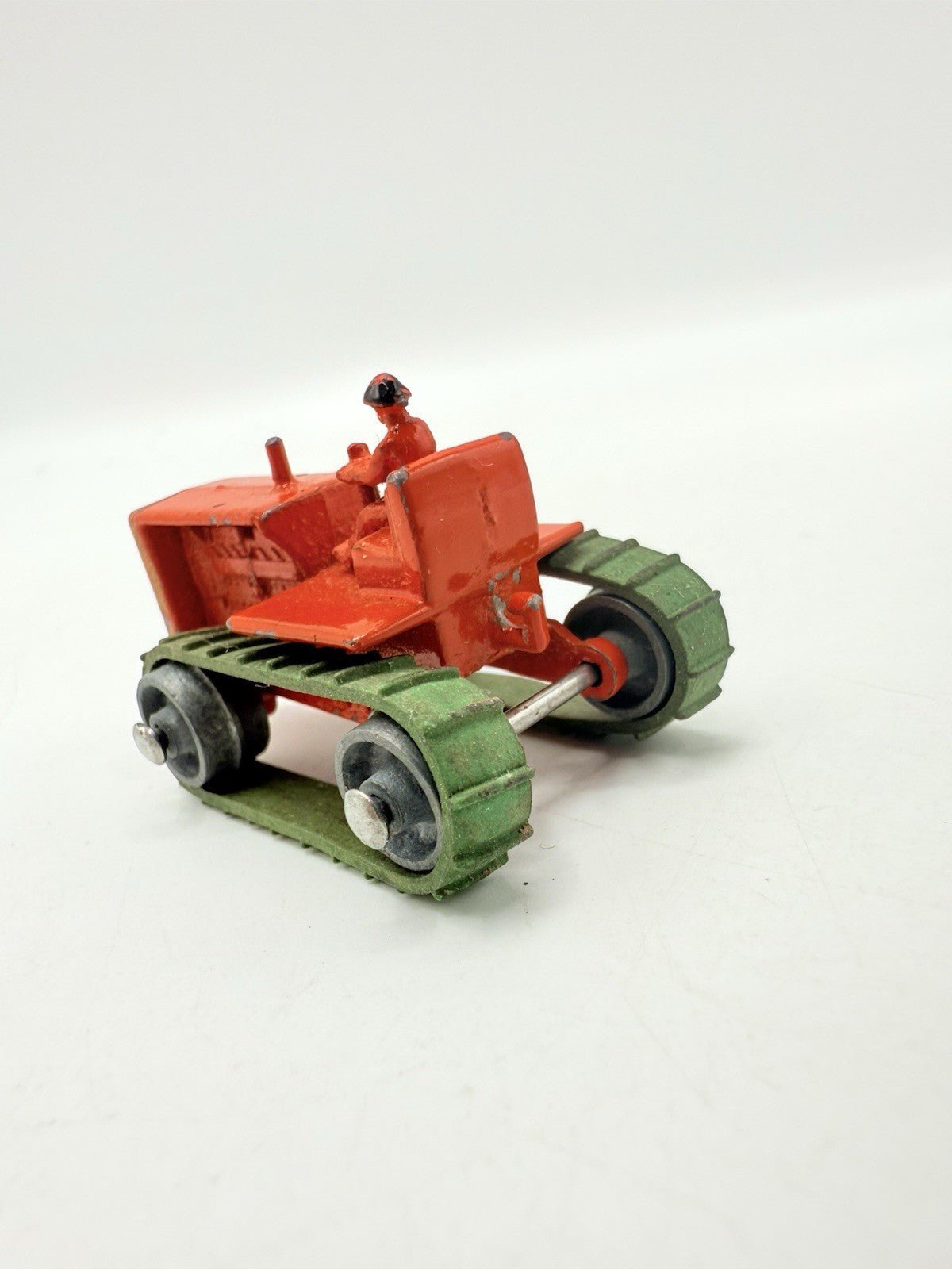 Matchbox Lesney 8a Caterpillar Tractor With Tracks - Magic Matchbox