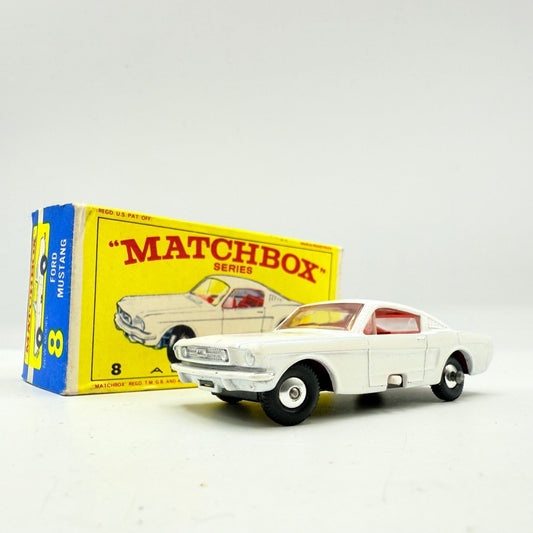 Matchbox Lesney 8e Ford Mustang - Magic Matchbox