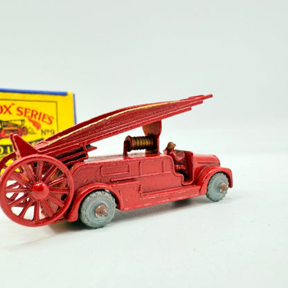 Matchbox Lesney 9a Dennis Fire Escape Engine - Magic Matchbox