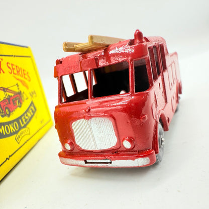 Matchbox Lesney 9c Merryweather Marquis Fire engine GPW - Magic Matchbox