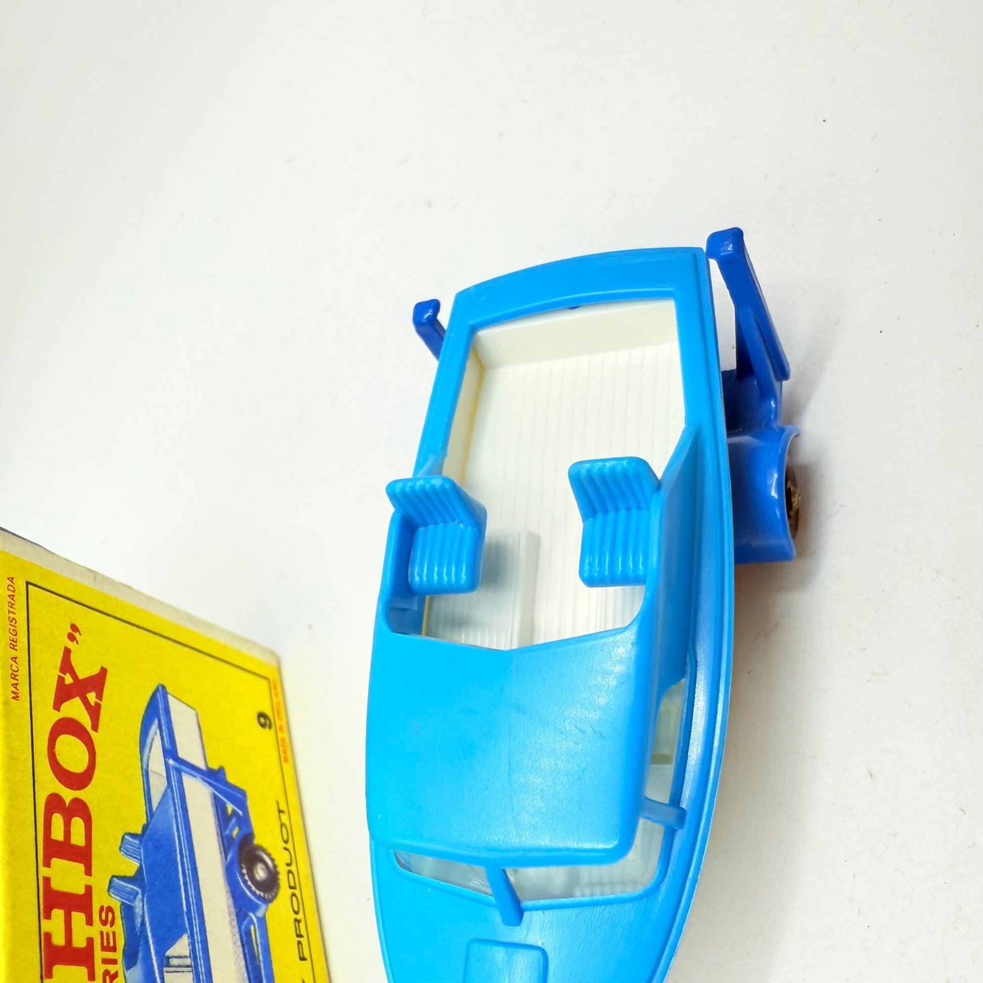 Matchbox Lesney 9d Cabin Cruiser & Trailer - Magic Matchbox