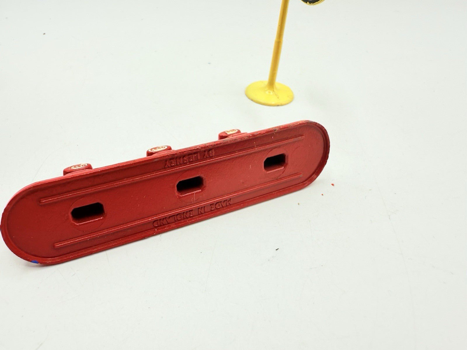 Matchbox Lesney A - 1 Esso Petrol Pumps - Magic Matchbox