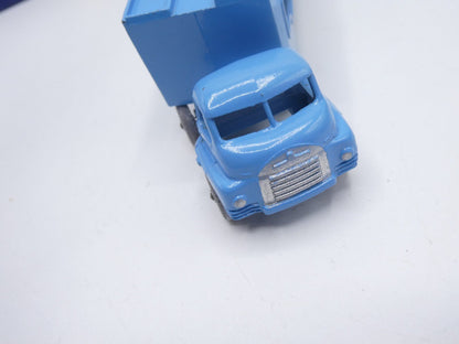 Matchbox Lesney A - 2 Bedford Car Transporter 2 Accessory Pack GPW Red Decals - Magic Matchbox