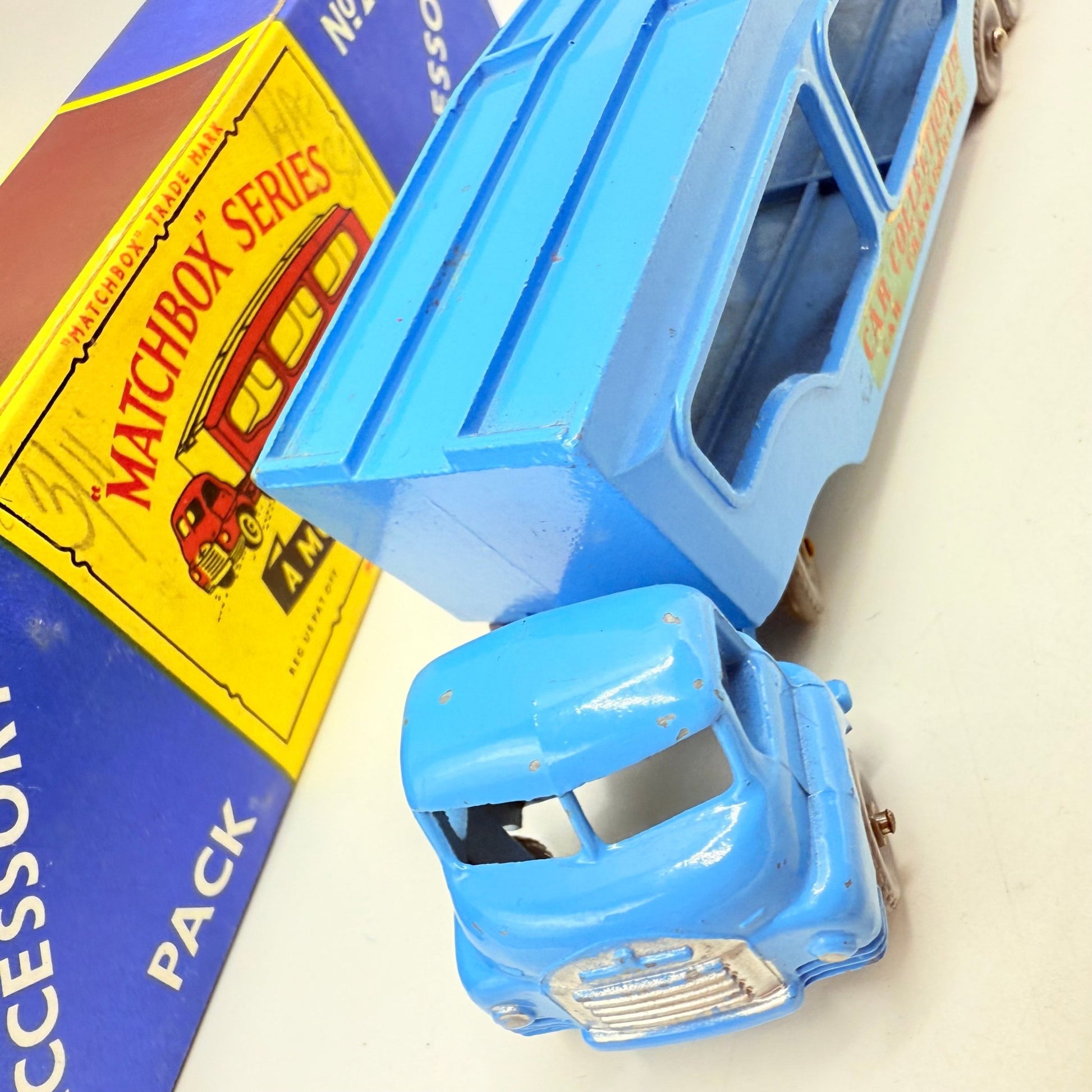 Matchbox Lesney A - 2 Bedford Car Transporter 2 Accessory Pack GPW Red Decals - Magic Matchbox