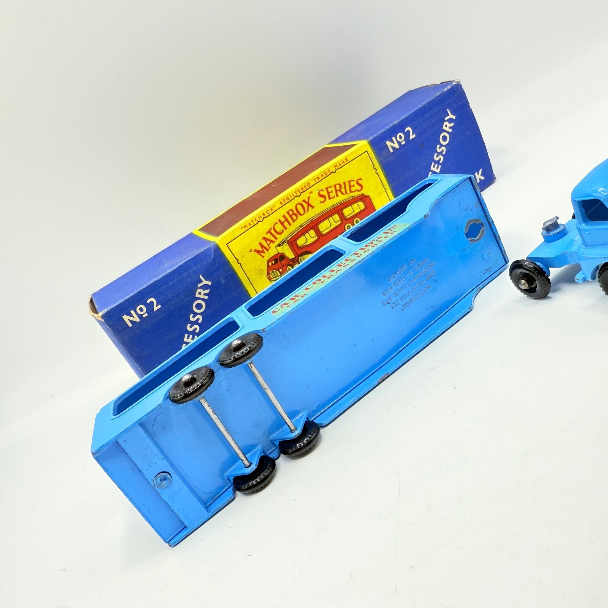 Matchbox Lesney A - 2 Car Transporter BLACK WHEELS - Magic Matchbox