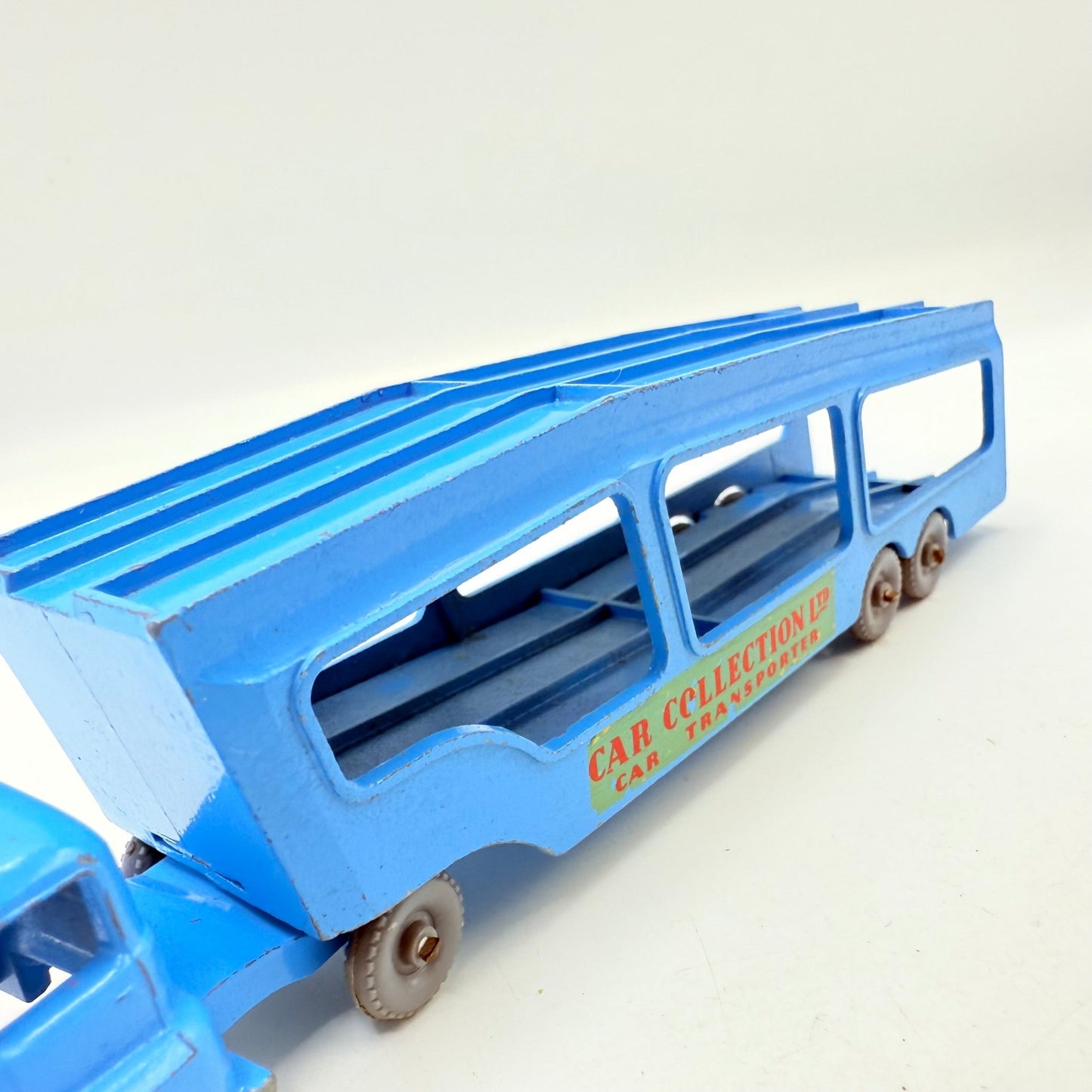 Matchbox Lesney A - 2 Car Transporter Grey Plastic Wheels UB - Magic Matchbox