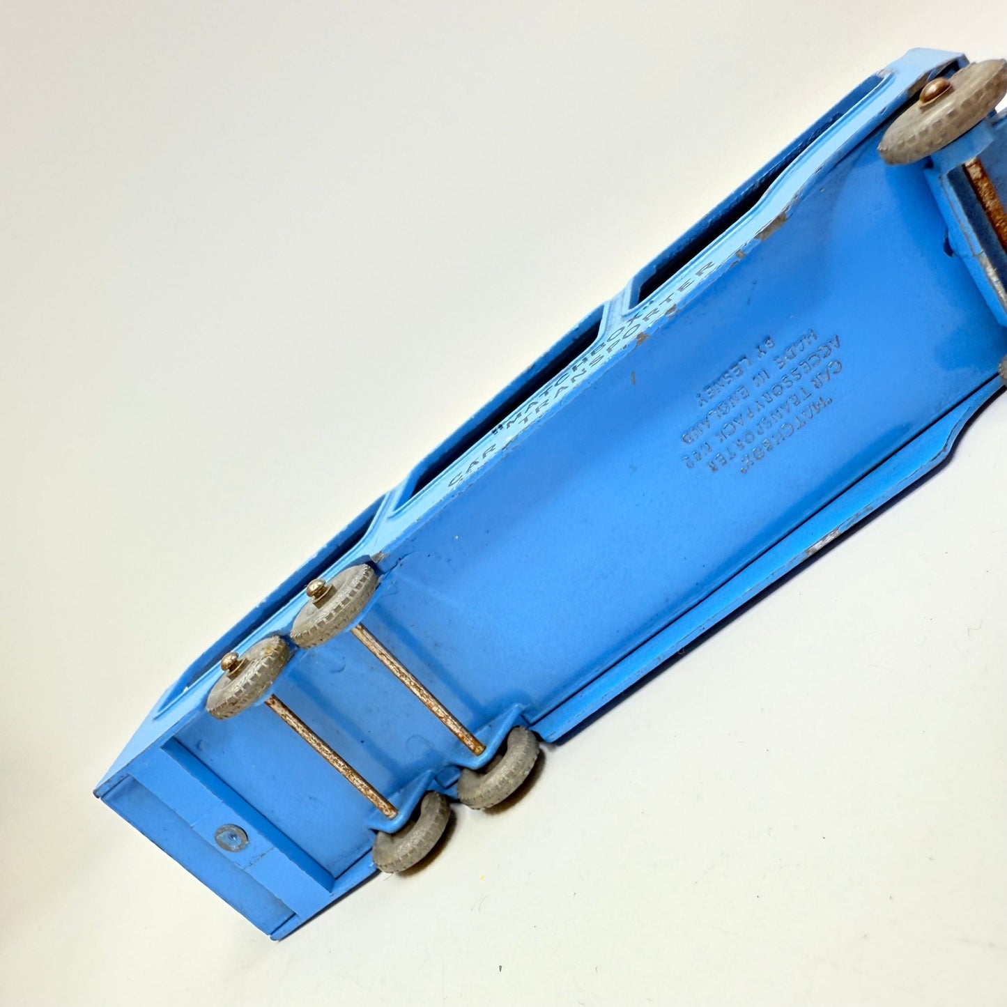 Matchbox Lesney A - 2 Car Transporter Metal Wheels - Magic Matchbox