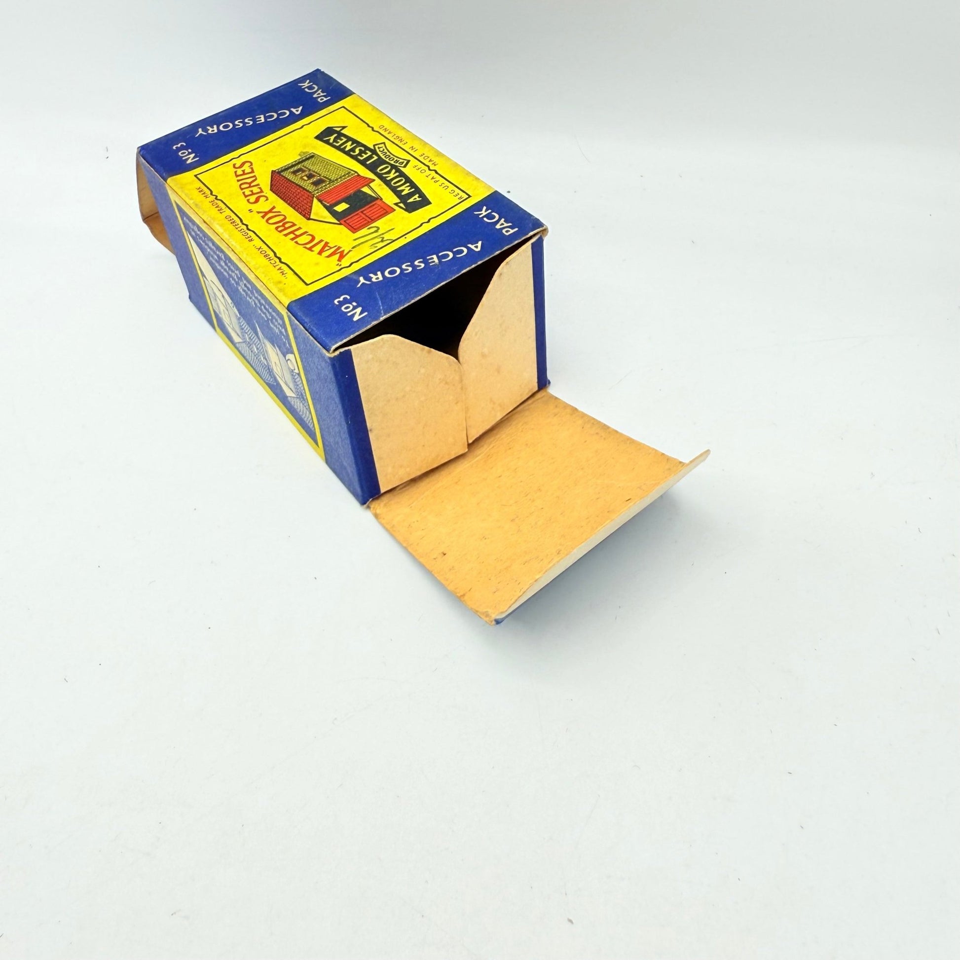 Matchbox Lesney A - 5 Accessory Pack Garage - Magic Matchbox