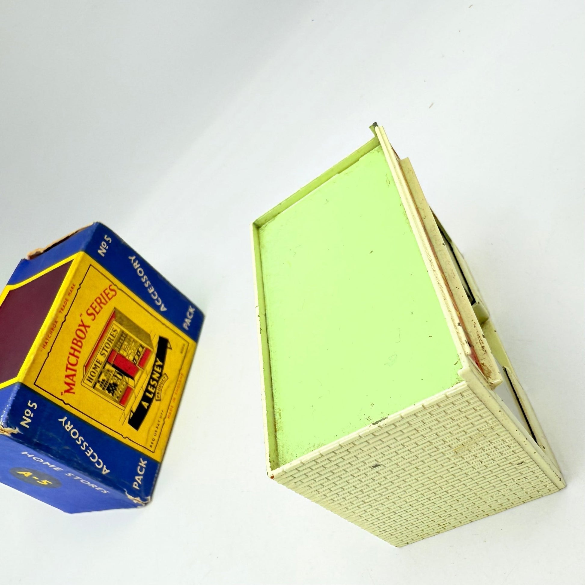 Matchbox Lesney A5 home stores shop - Magic Matchbox