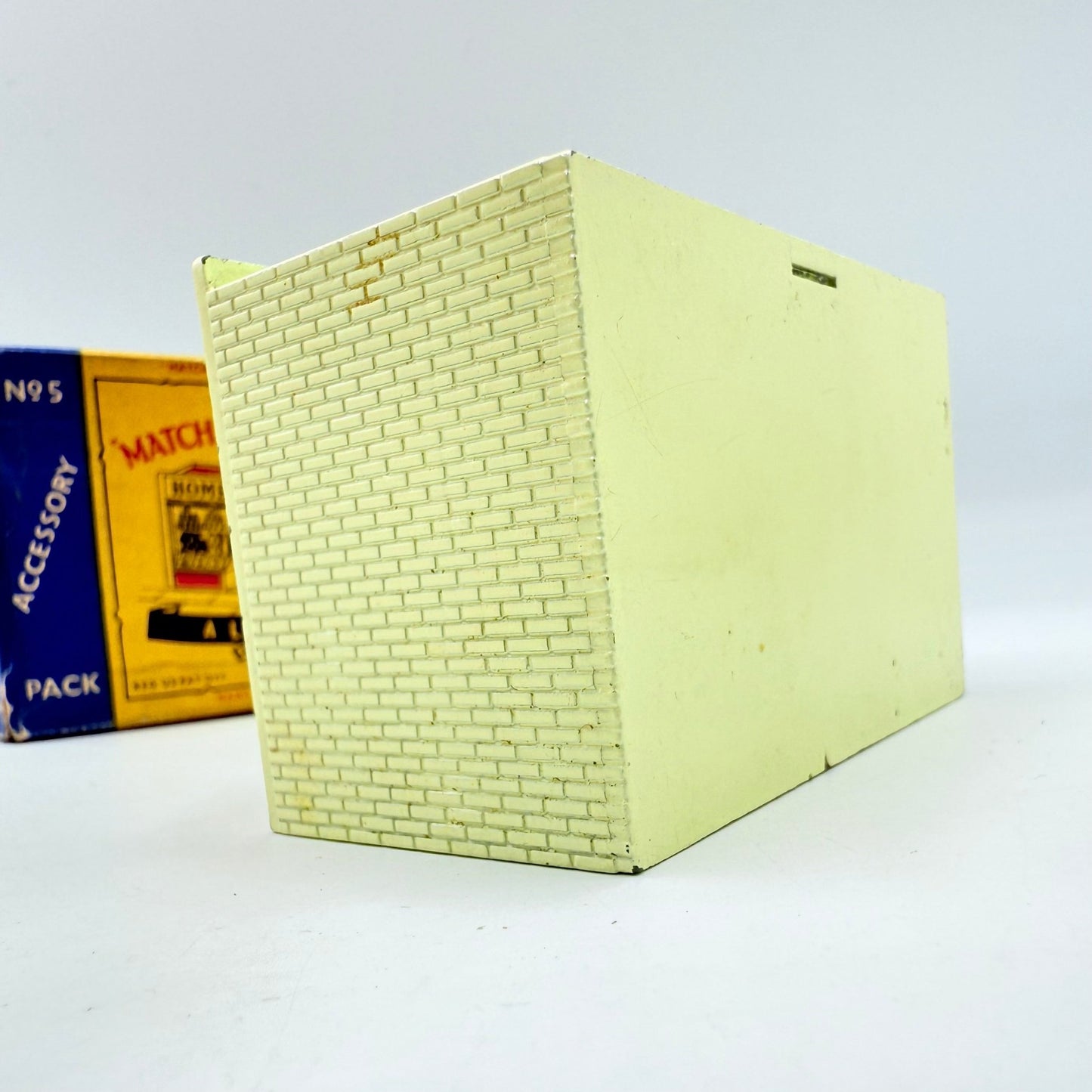 Matchbox Lesney A5 home stores shop - Magic Matchbox