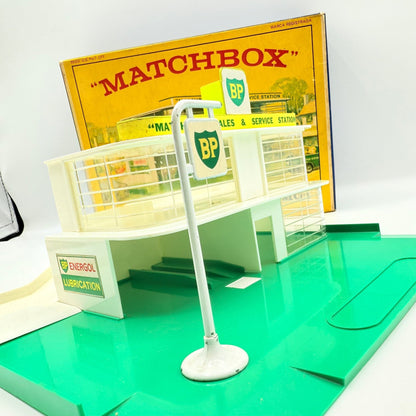 Matchbox Lesney Accessory Pack MG - 1 Matchbox BP Sales & Service Station - Magic Matchbox