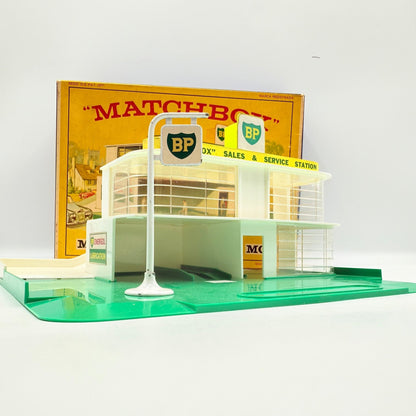 Matchbox Lesney Accessory Pack MG - 1 Matchbox BP Sales & Service Station - Magic Matchbox