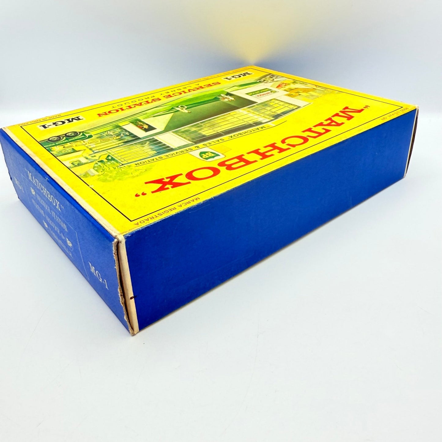 Matchbox Lesney Accessory Pack MG - 1 Matchbox BP Sales & Service Station - Magic Matchbox