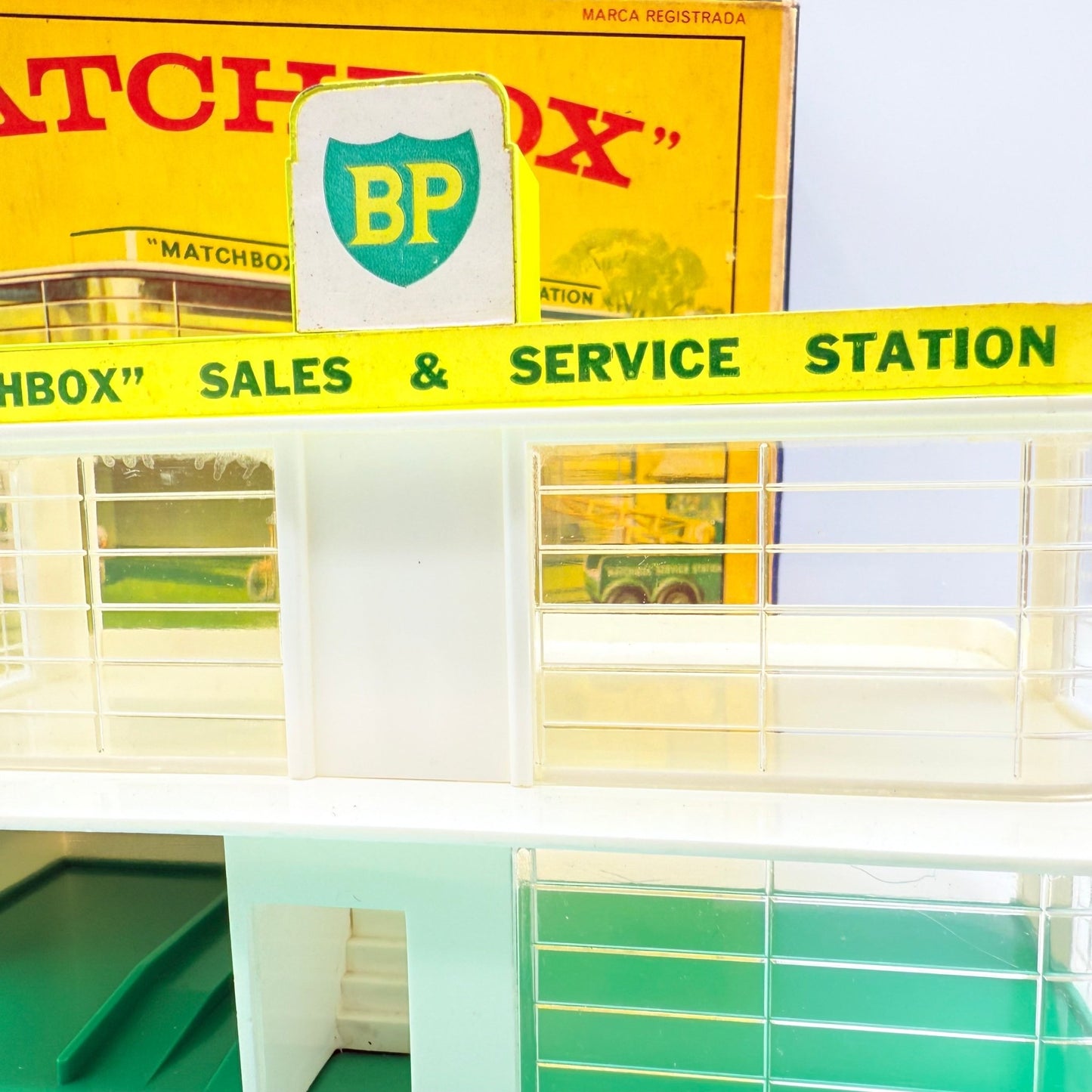 Matchbox Lesney Accessory Pack MG - 1 Matchbox BP Sales & Service Station - Magic Matchbox