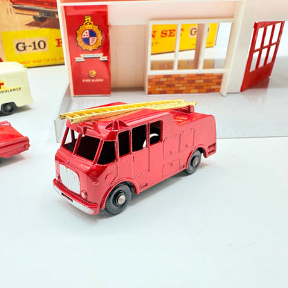 Matchbox Lesney G - 10 Fire Station Set with 4 models & original box - Magic Matchbox