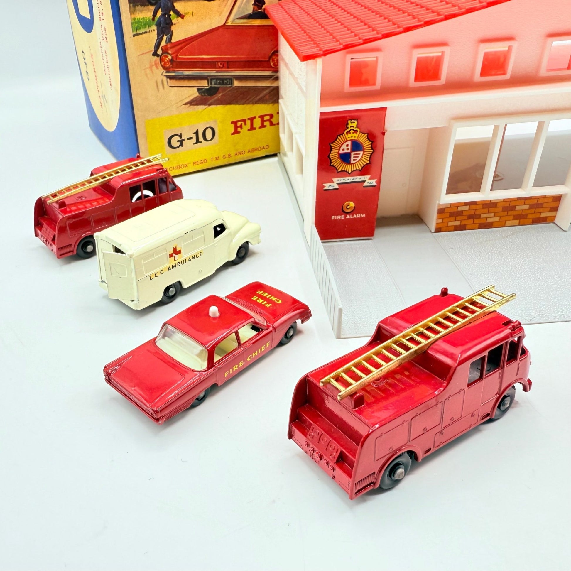 Matchbox Lesney G - 10 Fire Station Set with 4 models & original box - Magic Matchbox