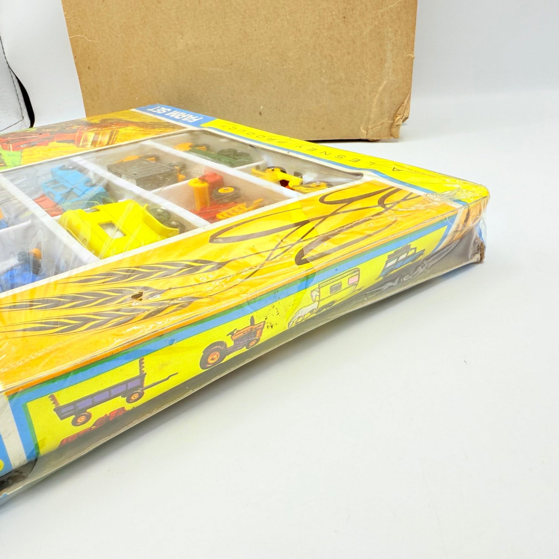 Matchbox Lesney G - 3 Farm Gift Set Still Sealed with cover. - Magic Matchbox