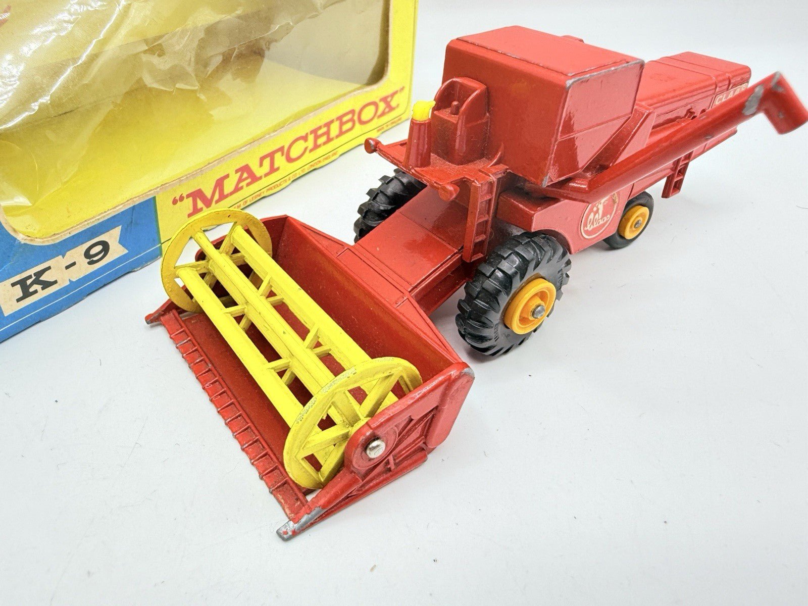 Matchbox Lesney K - 9 King Size Combine Harvester - Magic Matchbox