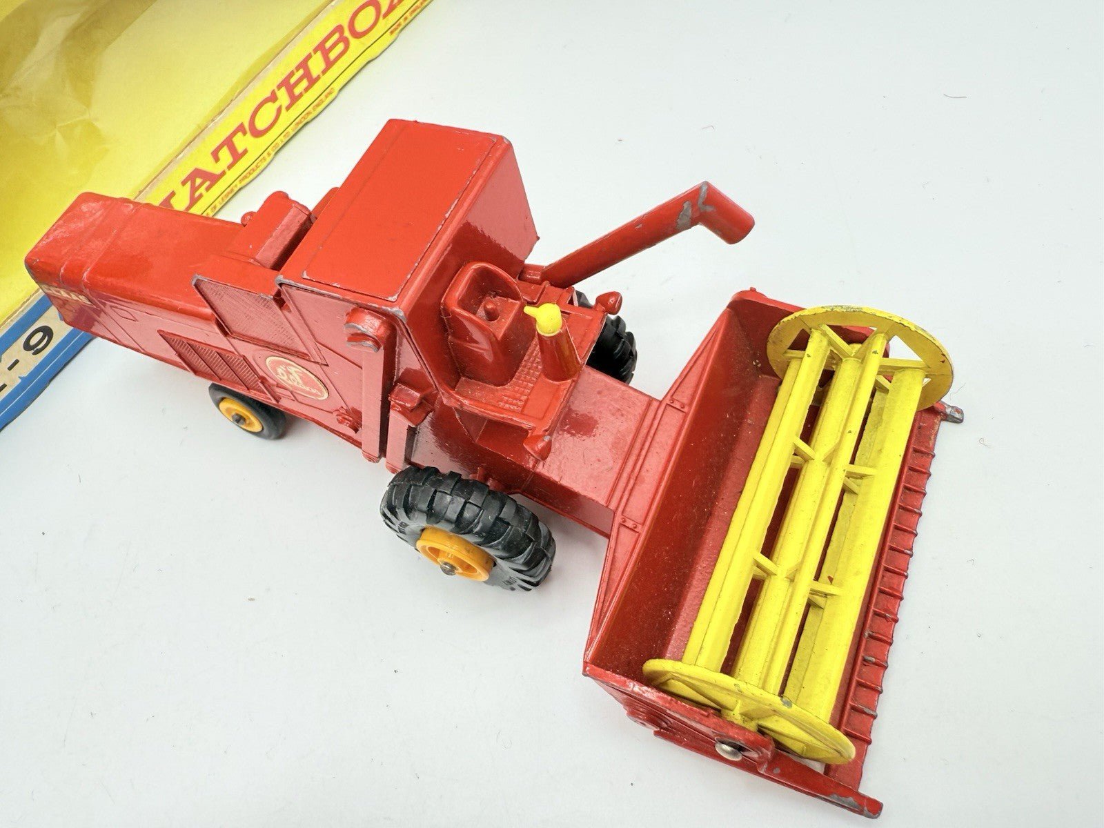 Matchbox Lesney K - 9 King Size Combine Harvester - Magic Matchbox