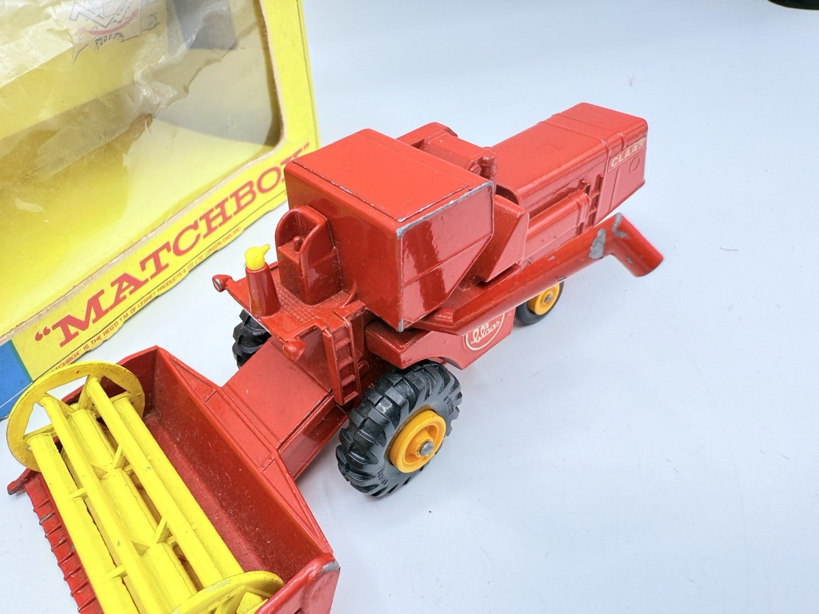 Matchbox Lesney K - 9 King Size Combine Harvester - Magic Matchbox