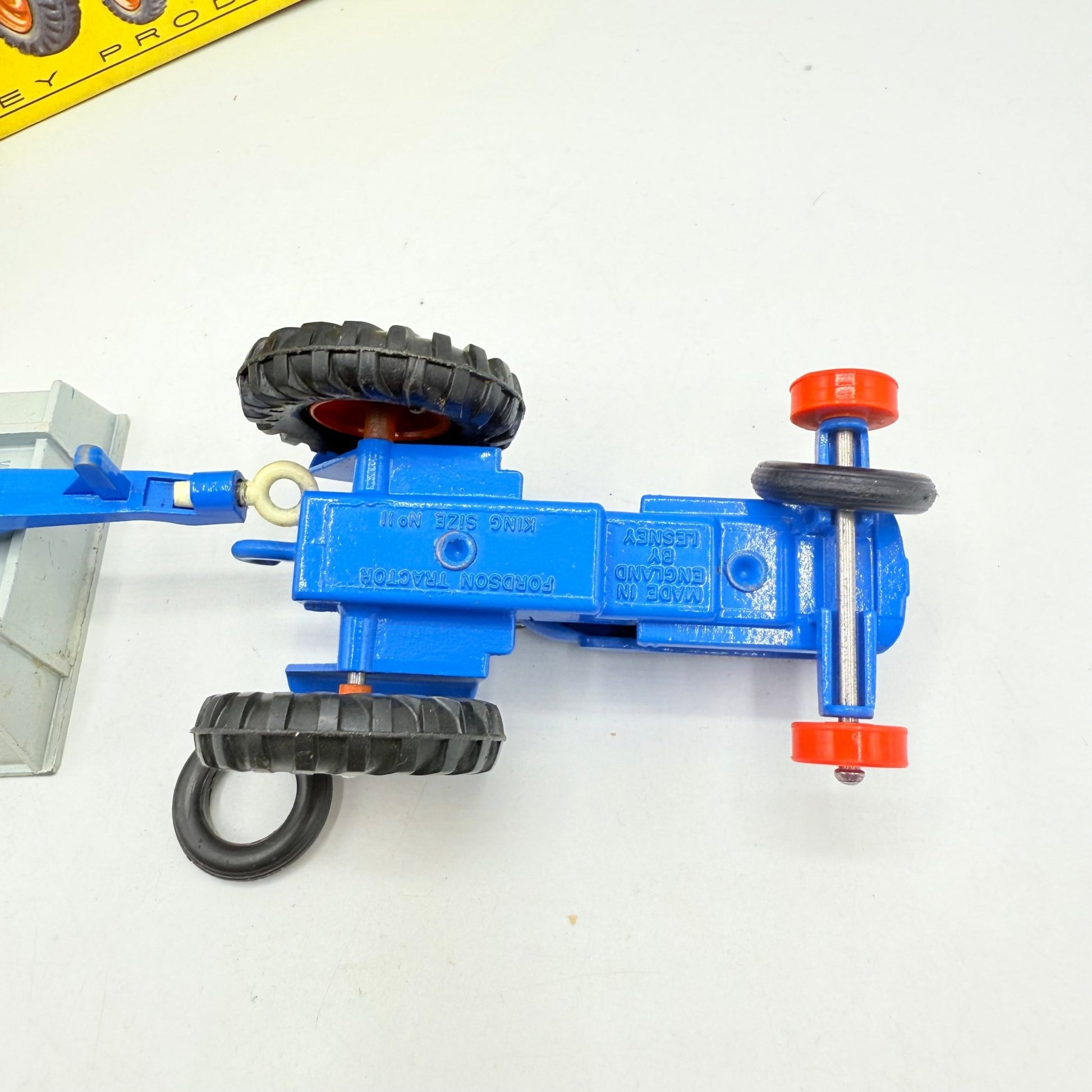 Matchbox Lesney King - Size K - 11 Fordson Tractor and Farm Trailer - Magic Matchbox