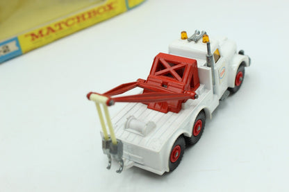 Matchbox Lesney King Size K - 2 Scammell Heavy Wreck Truck White with AMBER Window - Magic Matchbox