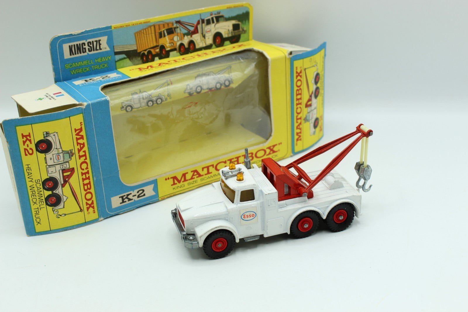 Matchbox Lesney King Size K - 2 Scammell Heavy Wreck Truck White with AMBER Window - Magic Matchbox