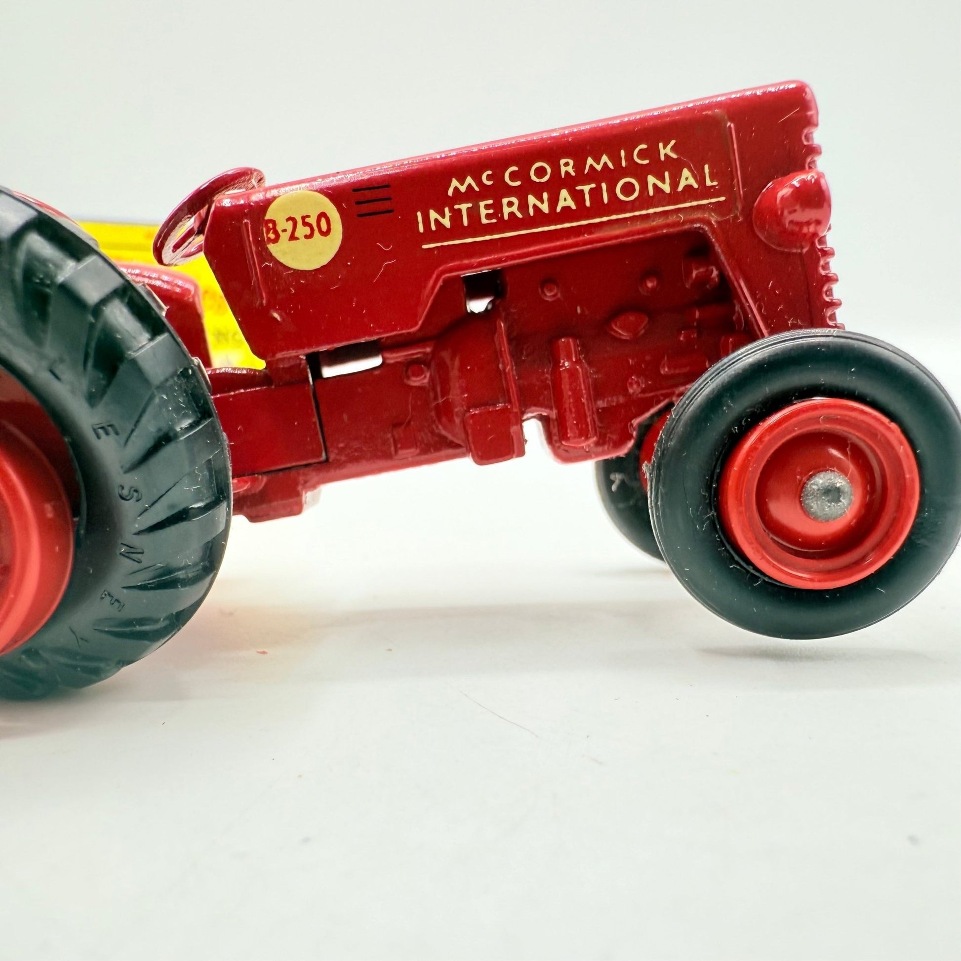 Matchbox Lesney King Size K - 4 McCormick International Tractor - Magic Matchbox