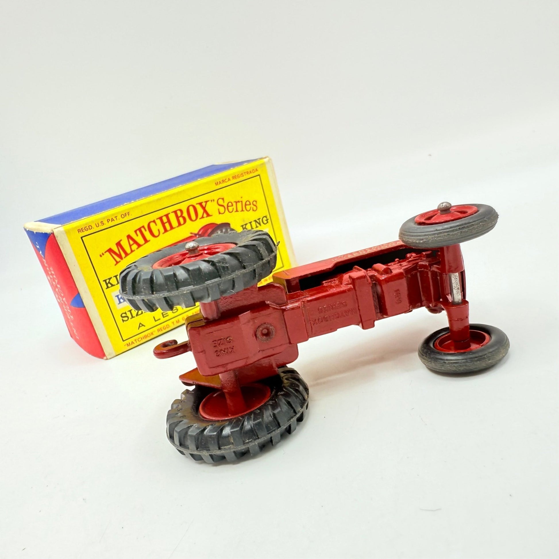 Matchbox Lesney King Size K - 4 McCormick International Tractor - Magic Matchbox