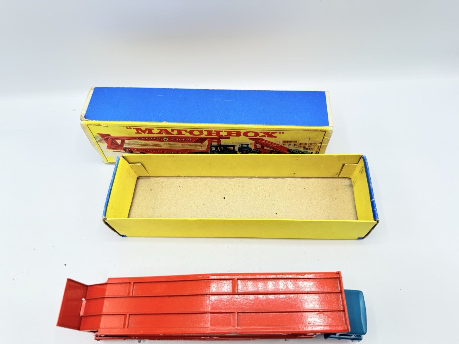 Matchbox Lesney King Size K - 8 Guy Warrior Car Transporter - Magic Matchbox
