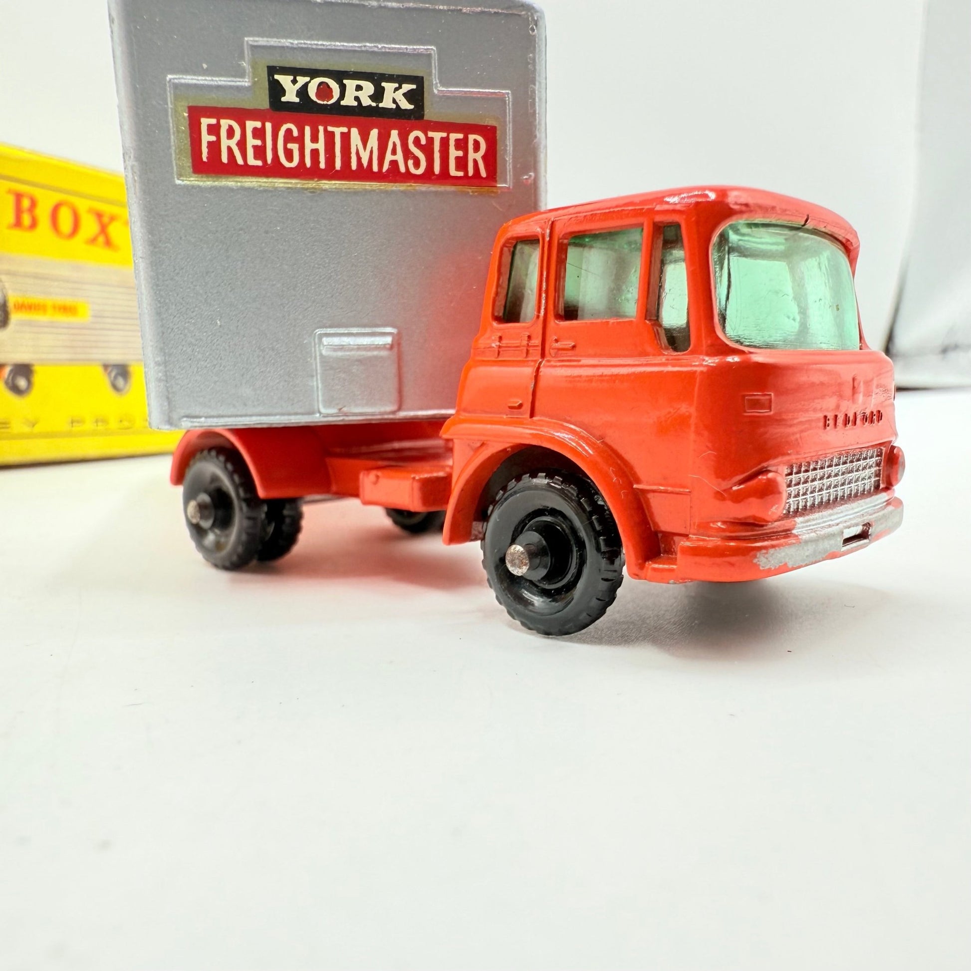 Matchbox Lesney M - 2 Major Pack M2 York Freightmaster Truck - Davies Tyres BPW - Magic Matchbox