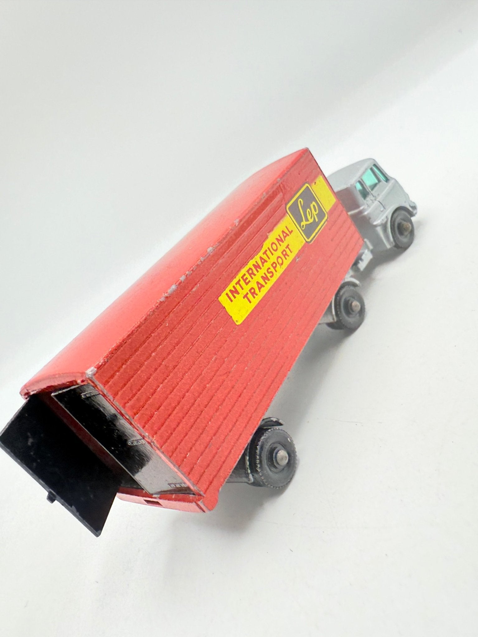 Matchbox Lesney M - 2 Major Pack M2 York Freightmaster Truck - International Transport BPW - Magic Matchbox