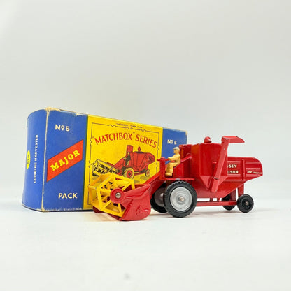 Matchbox Lesney M - 5 Major Pack Massey Ferguson 780 Combine Harvester - Magic Matchbox