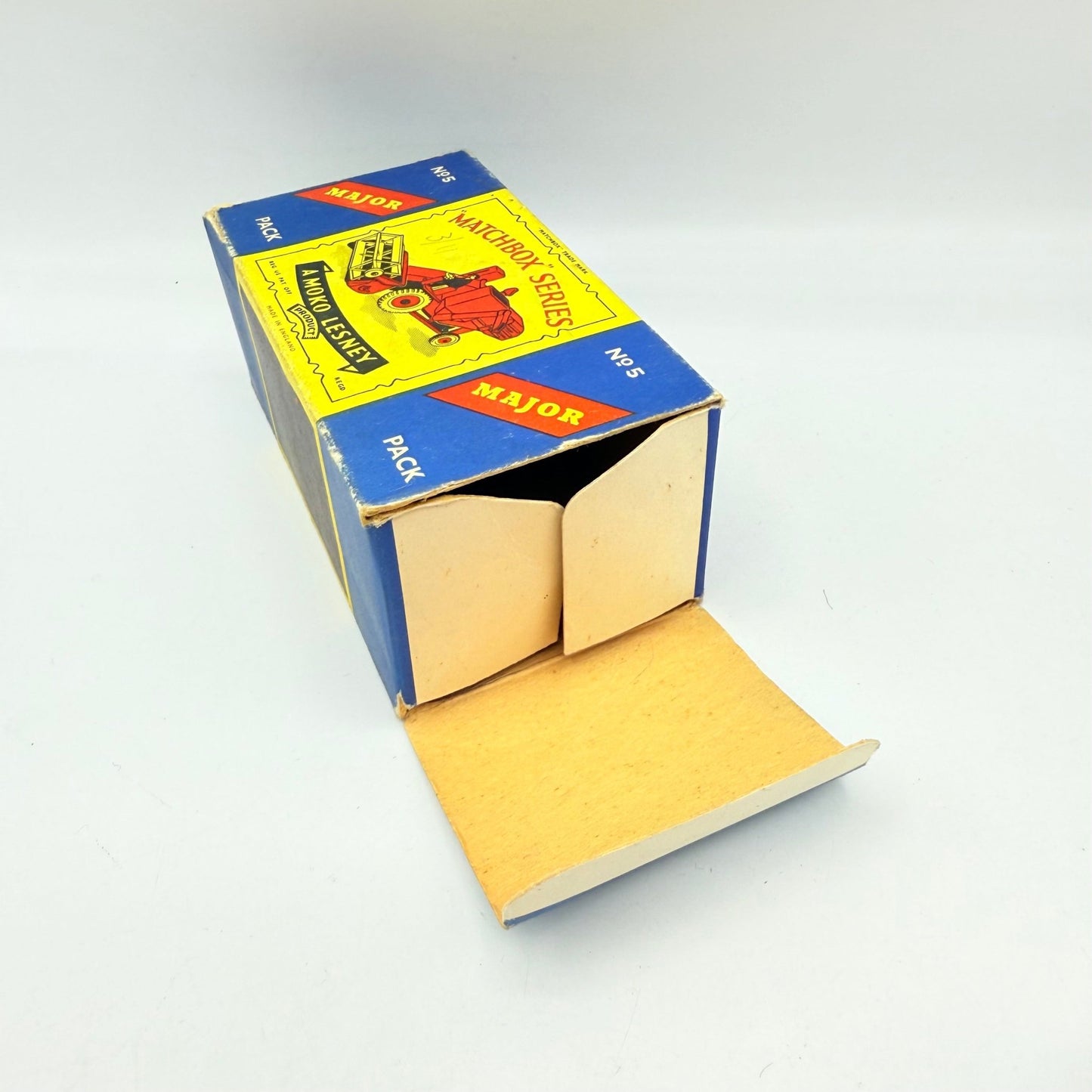 Matchbox Lesney M - 5 Major Pack Massey Ferguson 780 Combine Harvester - Magic Matchbox