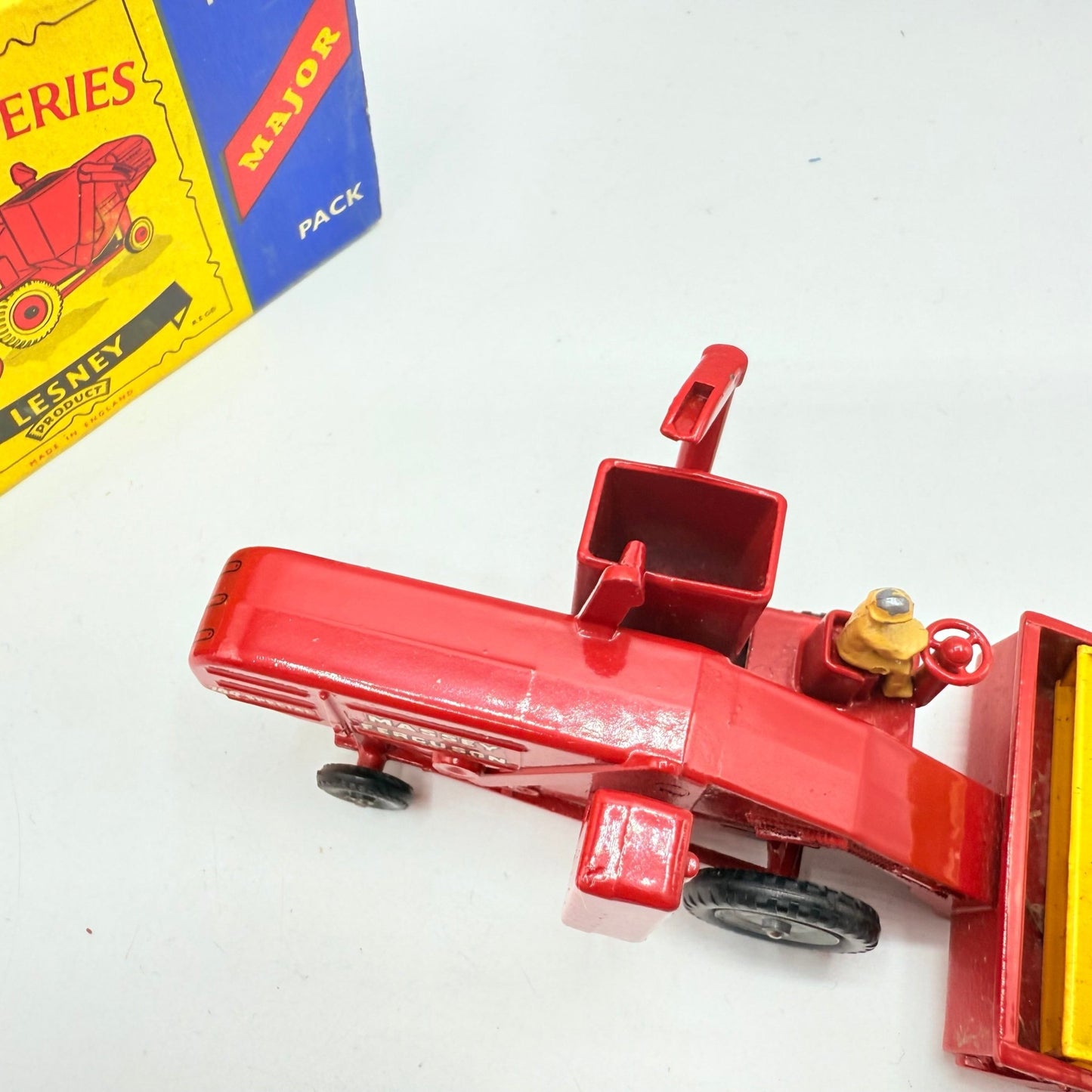Matchbox Lesney M - 5 Major Pack Massey Ferguson 780 Combine Harvester - Magic Matchbox