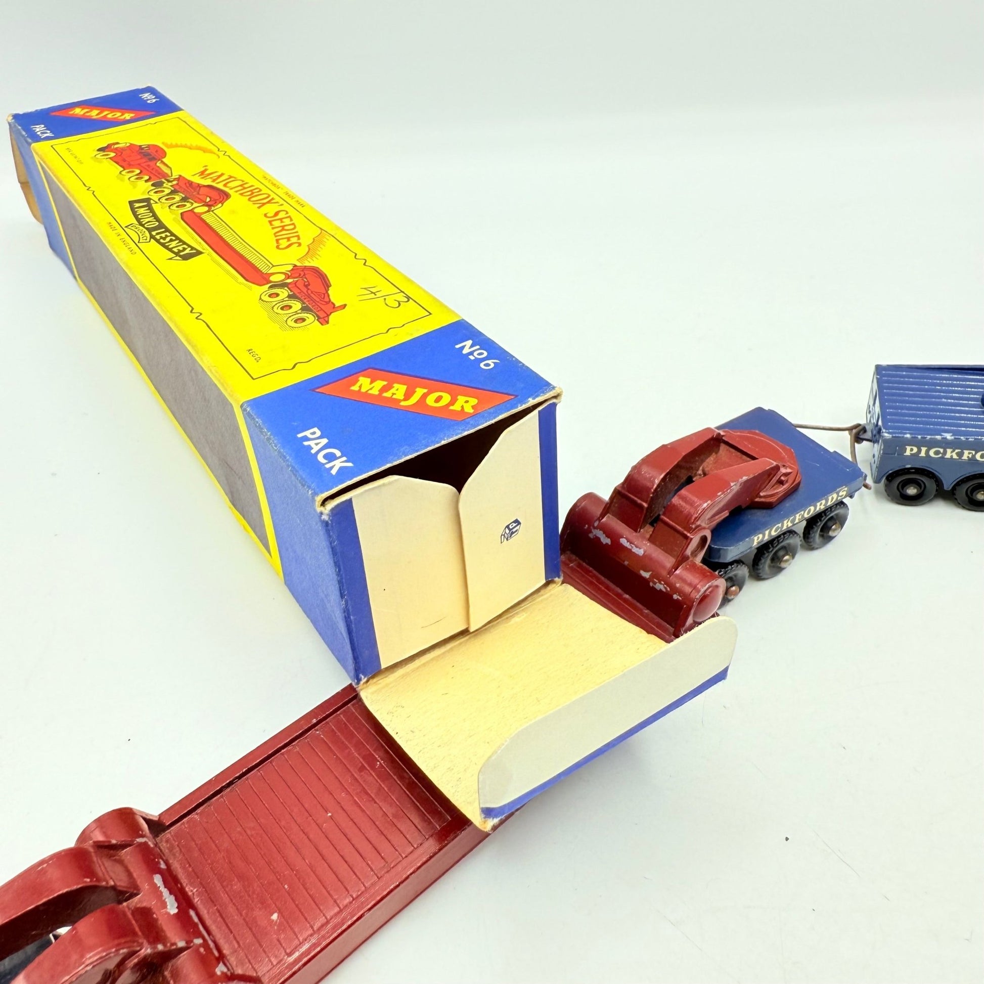 Matchbox Lesney M - 6 200 Ton Transporter Pickfords Major Pack - Magic Matchbox