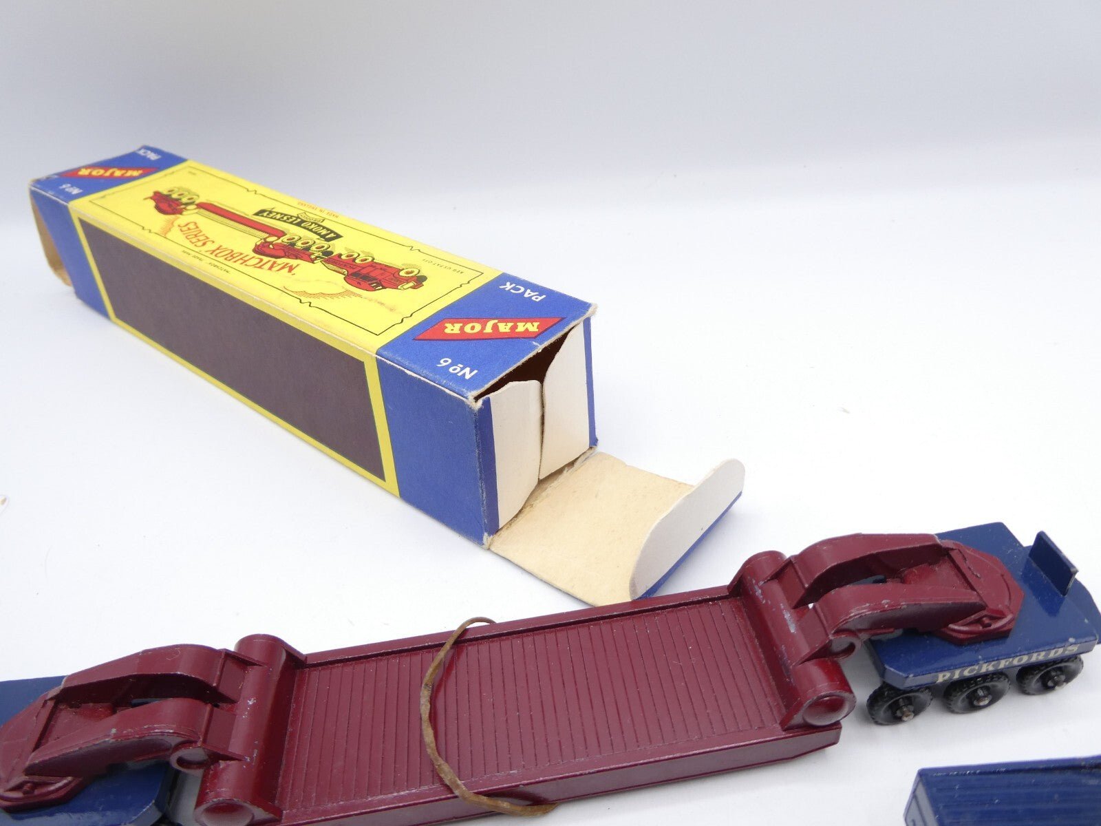 Matchbox Lesney M - 6 Pickford 200 Tin Transporter Major Pack - Magic Matchbox
