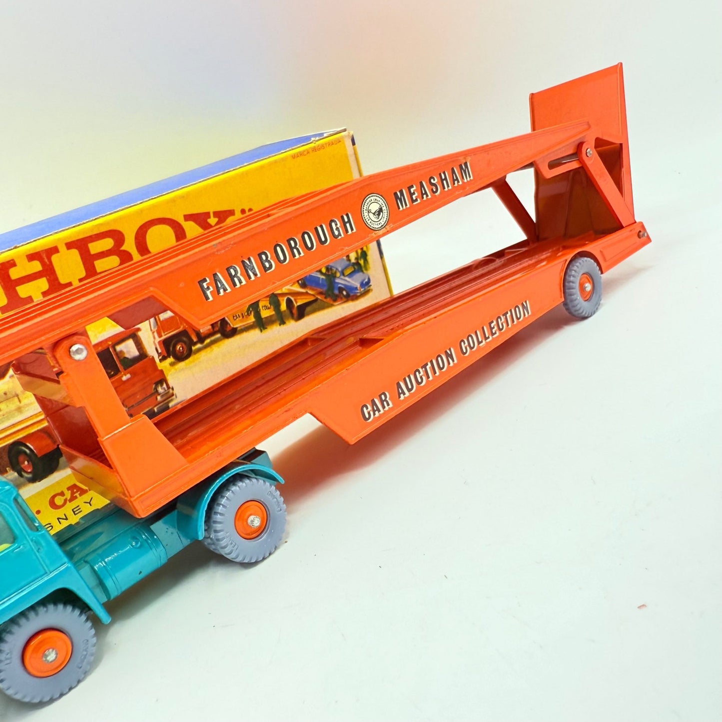 Matchbox Lesney M - 8 Major Pack Car Transporter - Magic Matchbox