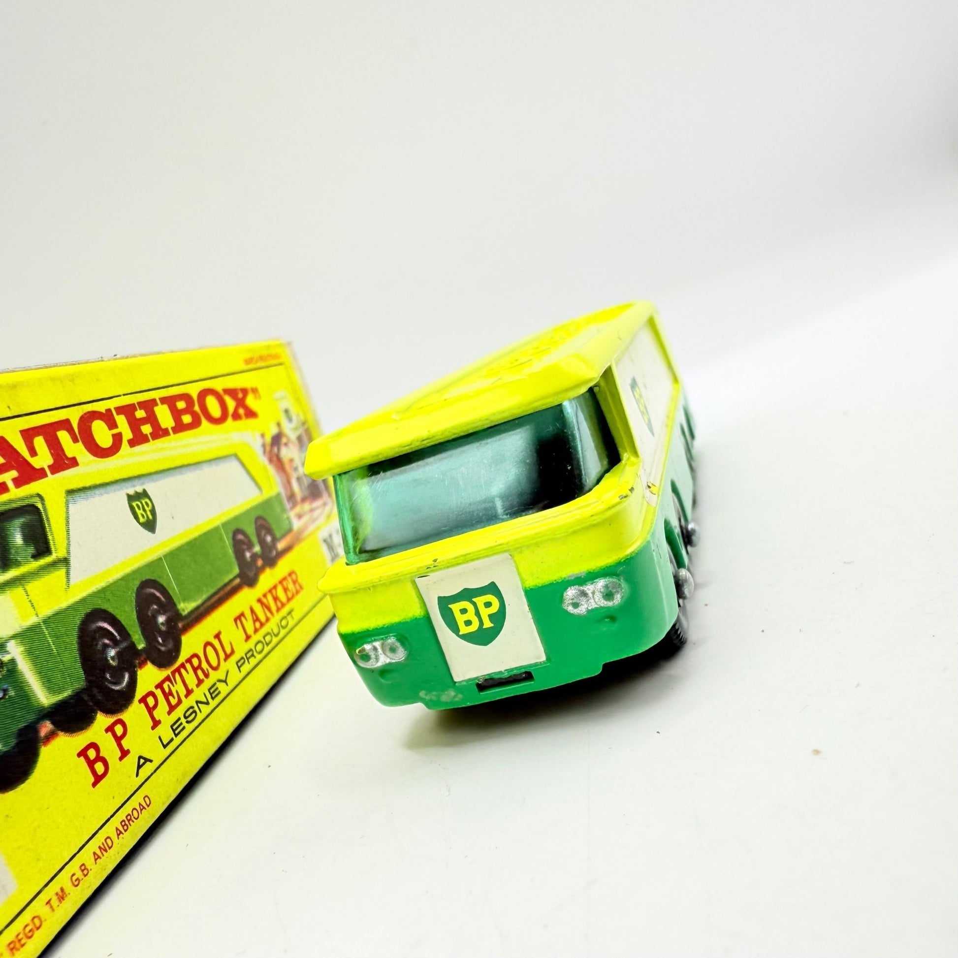 Matchbox Lesney Major Pack B.P. Autotanker M - 1 - Magic Matchbox