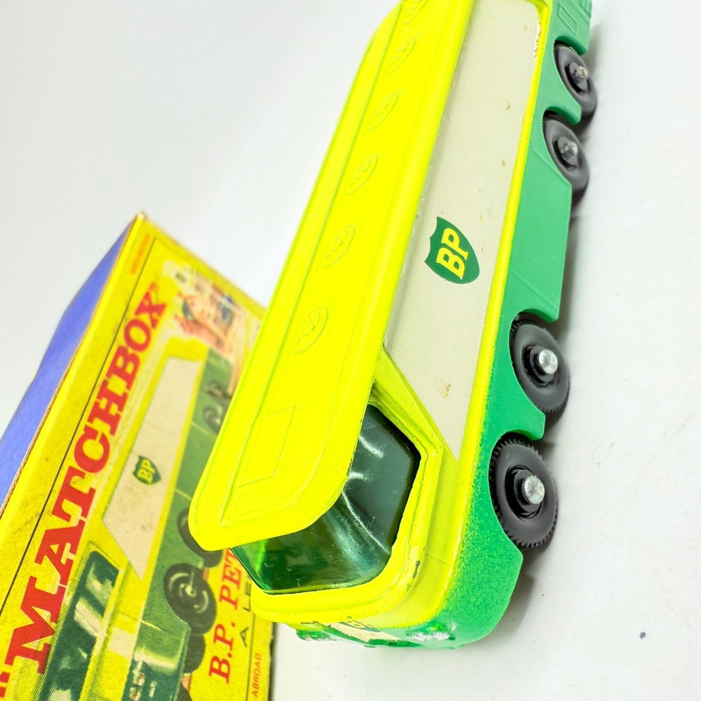 Matchbox Lesney Major Pack B.P. Autotanker M - 1 - Magic Matchbox