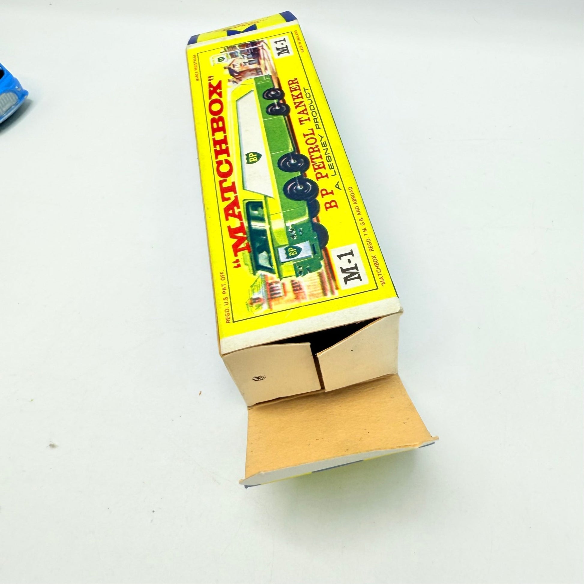 Matchbox Lesney Major Pack B.P. Autotanker M - 1 - Magic Matchbox