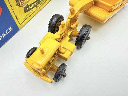 Matchbox Lesney Major Pack M - 1 Caterpillar Earth Scraper - Magic Matchbox