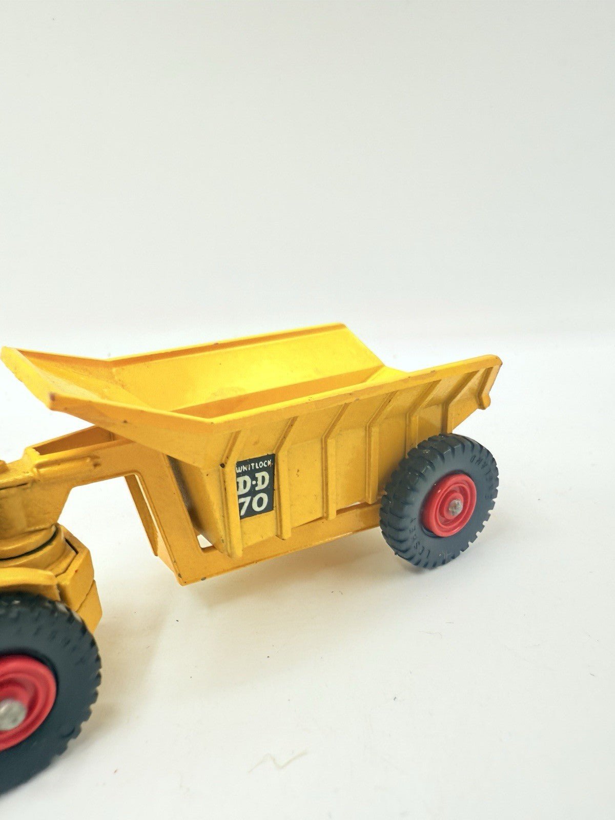 Matchbox Lesney Major Pack M - 10 Whitlock Dinkum Dumper - Magic Matchbox